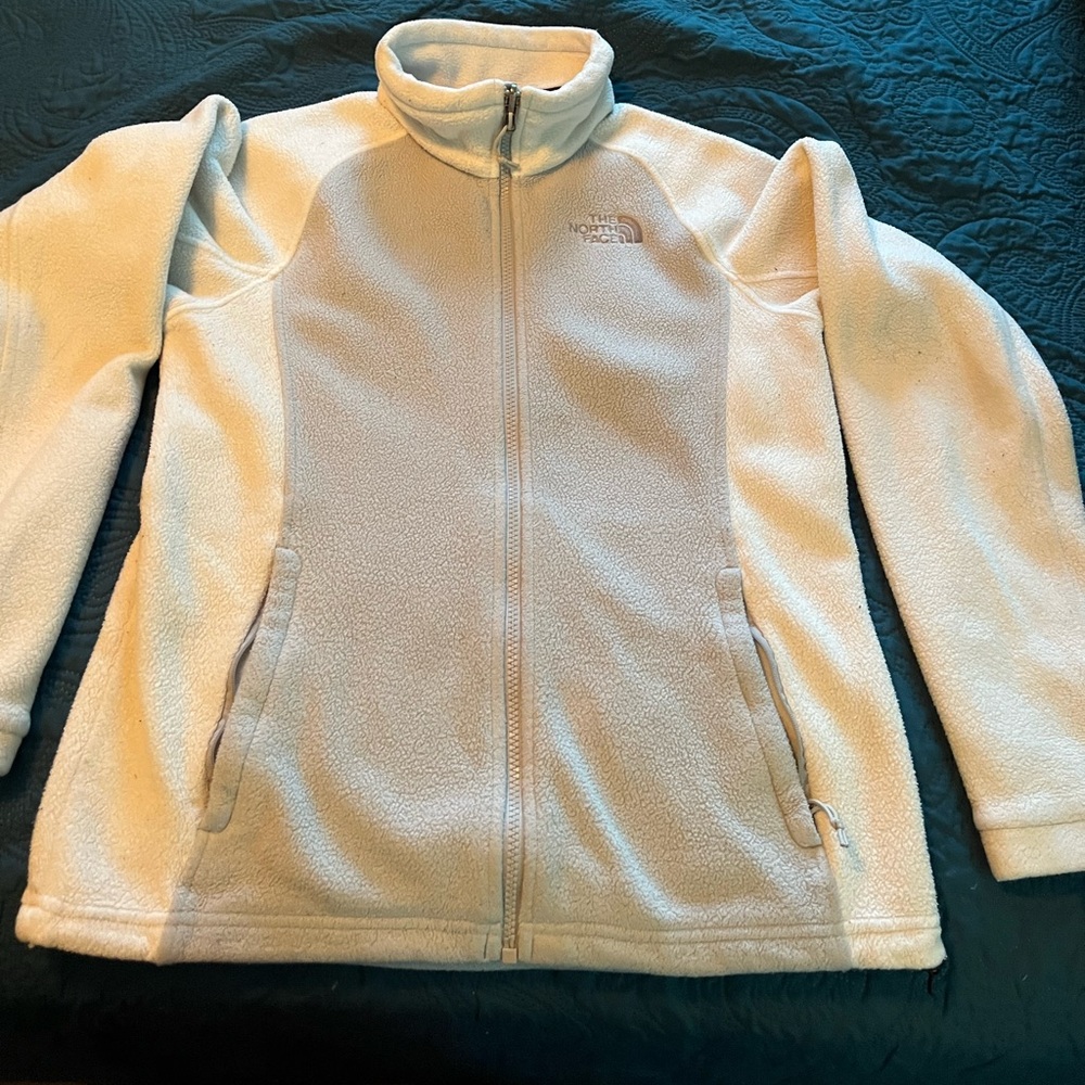 Beautiful like new North Face fleece jacket